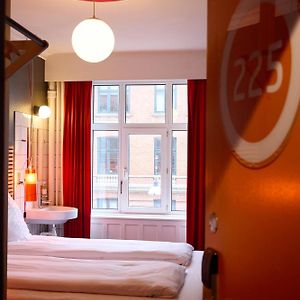 Kamer met een Queen Size Bed
